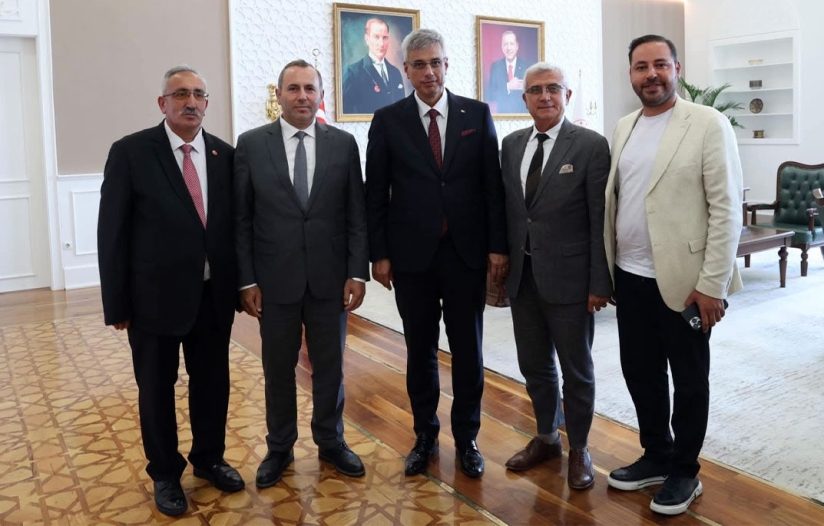 Sağlık Bakanımızı Makamında ziyaret ettik.