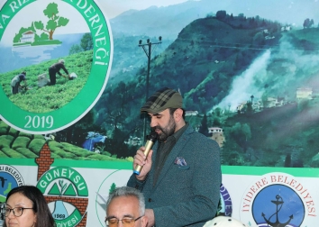 Sağlık Bakanımız Sayın Kemal MEMİŞOĞLU Valimiz Sayın Hülya Kaya, AK Parti Yalova Milletvekilleri Sayın Ahmet Büyükgümüş ve Sayın Meliha Akyol ile derneğimizi ziyarette bulunarak bizleri onurlandırmışlardır.