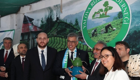 Vali Kaya, Bakan Memişoğlu'nun Yalova Rizeliler Derneği Ziyaretine Eşlik Etti