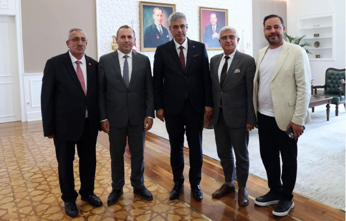 Sağlık Bakanımızı Makamında ziyaret ettik.
