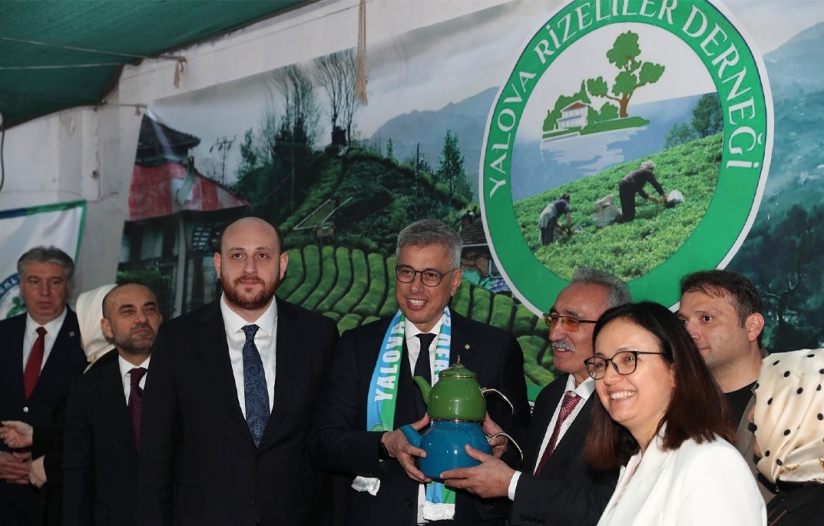 Vali Kaya, Bakan Memişoğlu'nun Yalova Rizeliler Derneği Ziyaretine Eşlik Etti