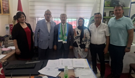 Yalova Rizeliler Derneği'nden Vali yardımcısı Aziz MERCAN'a teşekkür ve veda töreni