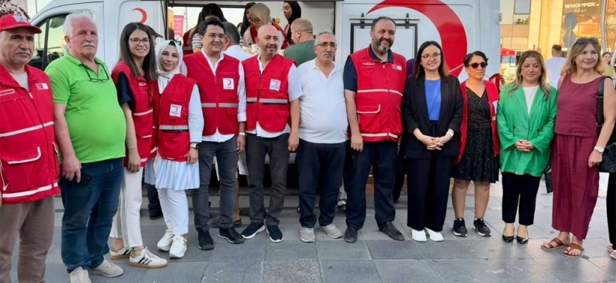 Kızılayın Düzenlemiş olduğu Aşure Programına katılım sağladık.