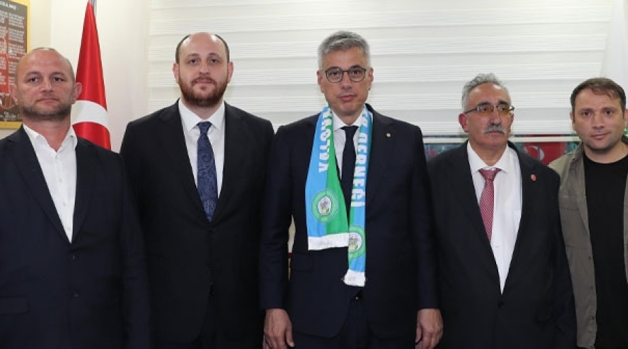 Sağlık Bakanı Prof. Dr. Sayın Kemal Memişoğlu ve beraberindeki protokol ile derneğimizi ziyarete bulundular.